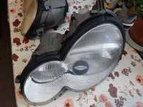 Faruri UK(volan pe dreapta) C class w203 2000-2004