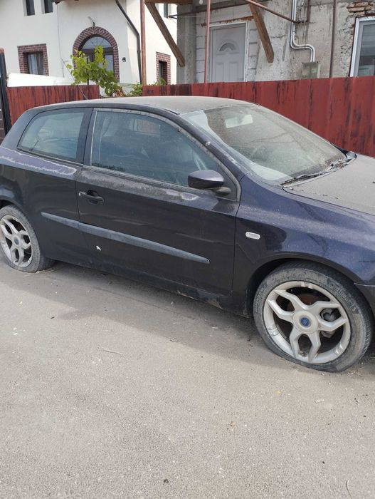 Vând auto pentru rabla
