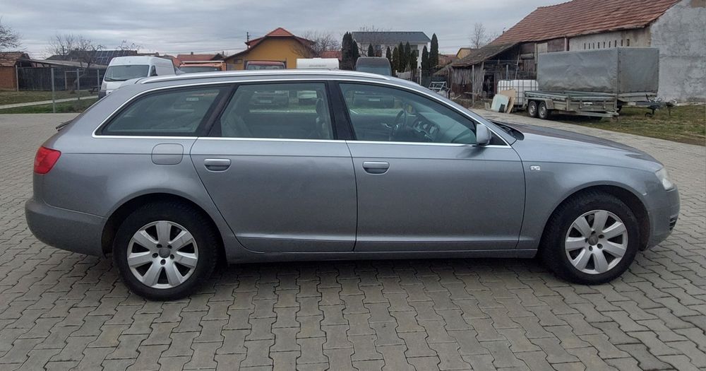 Vând Audi A6 Quattro