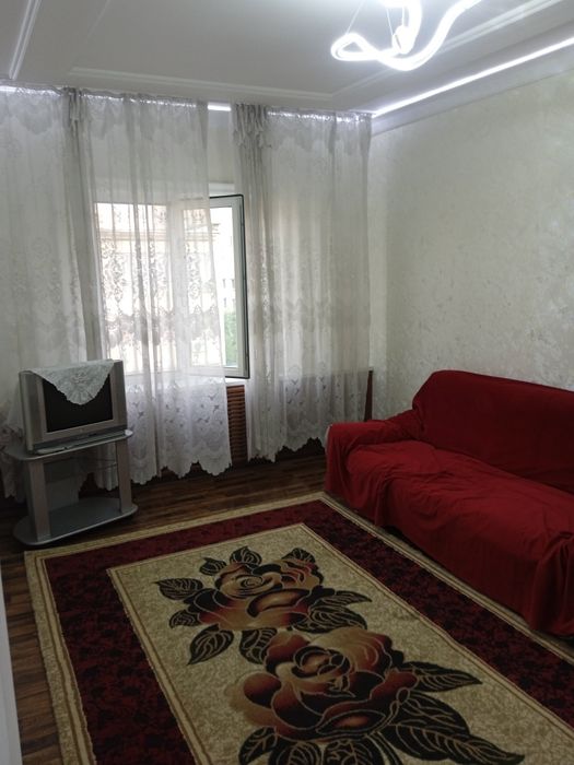 Продаю 1-4-5 на Юнусабад-8