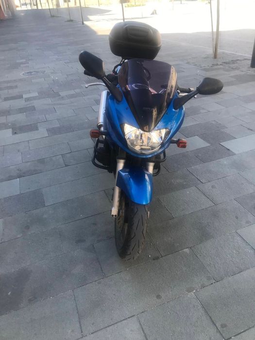 Vând Kawasaki ZR-7S 750cc, 2002, întreținută