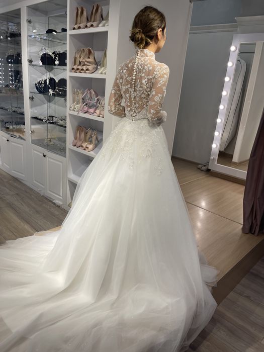 Свадебное платье