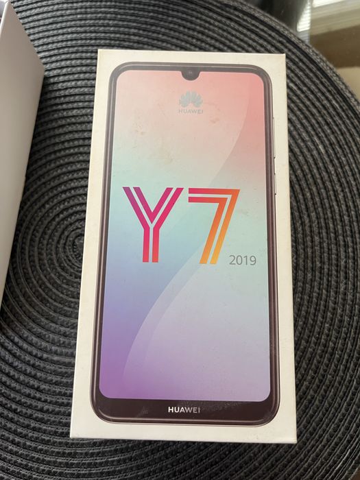 Huawei Y7 2019 *Пукнат Дисплей*