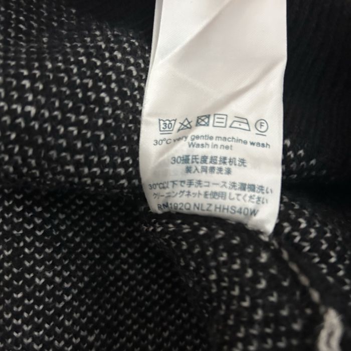 Pulover Louis Vuitton negru pufos – mărimea S | nou cu etichetă