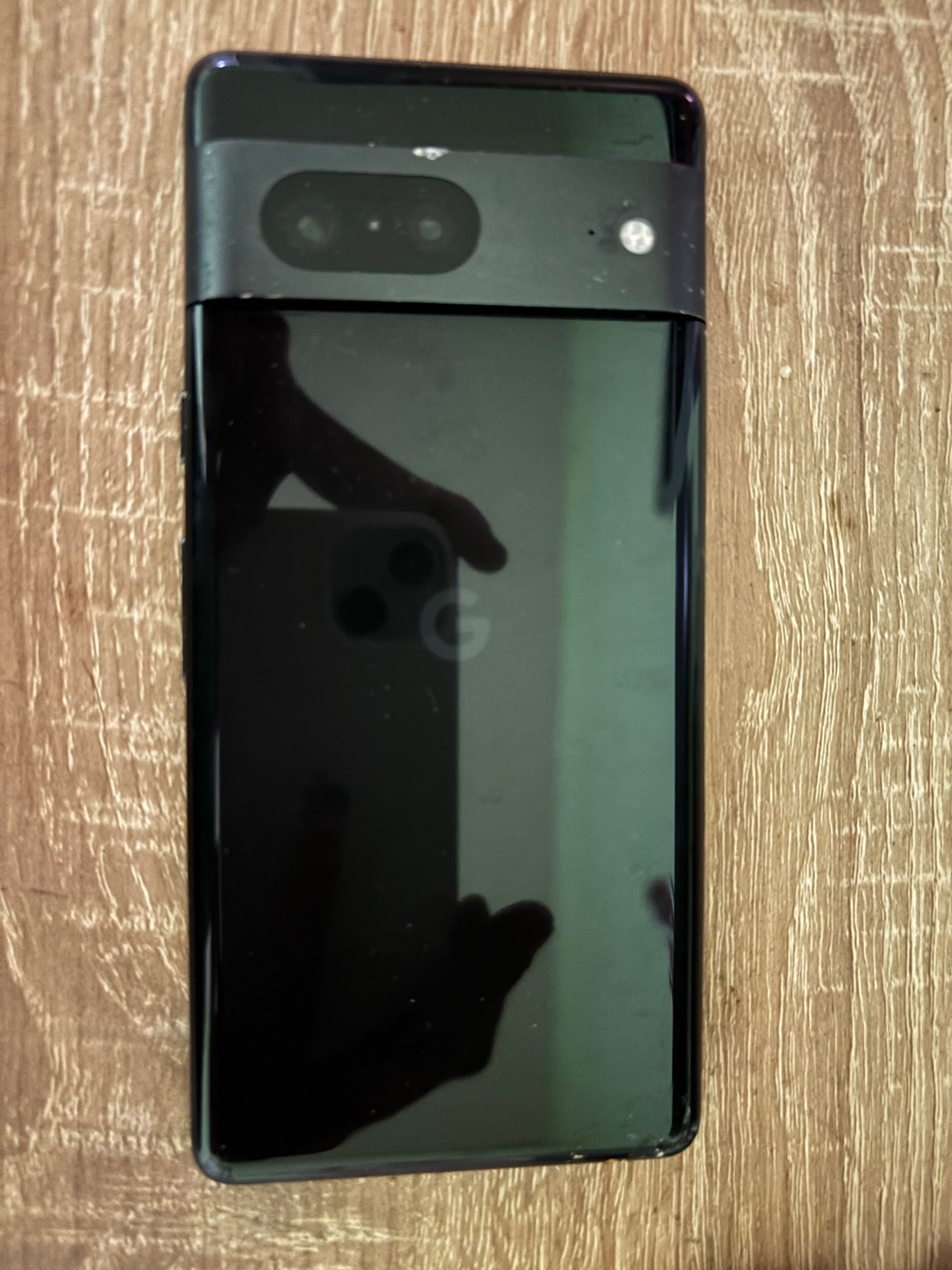 Продавам Google pixel 7