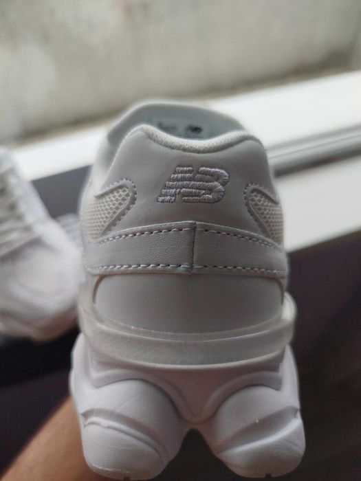 New Balance 9060 Triple White - НОВИ