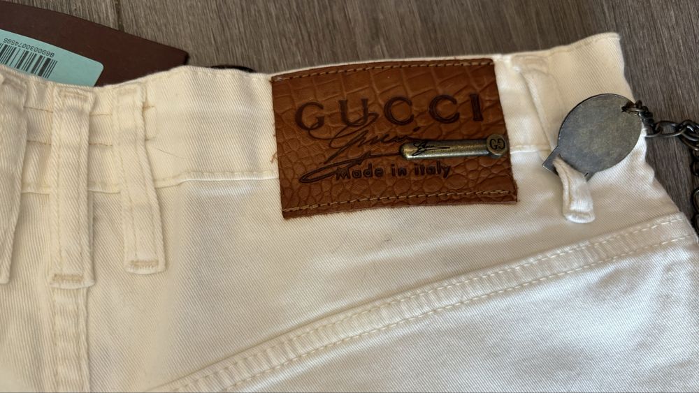 Дамски къси панталони Gucci нови с етикет