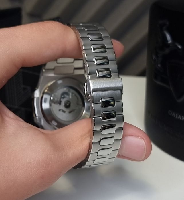 Seiko Mod Nautilus Black Dial