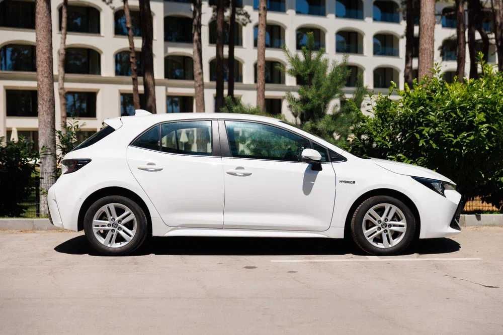 Toyota Corolla Hybrid | Rent A Car