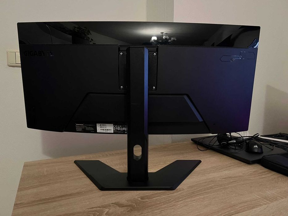 Curved Ultrawide Монитор Gigabyte G34WQC 34"