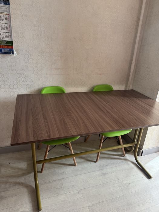 Стол кухонный 20000тг