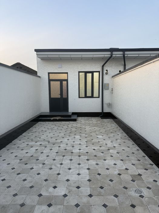 Сергели дом продается 1 сотка, 2 комнаты