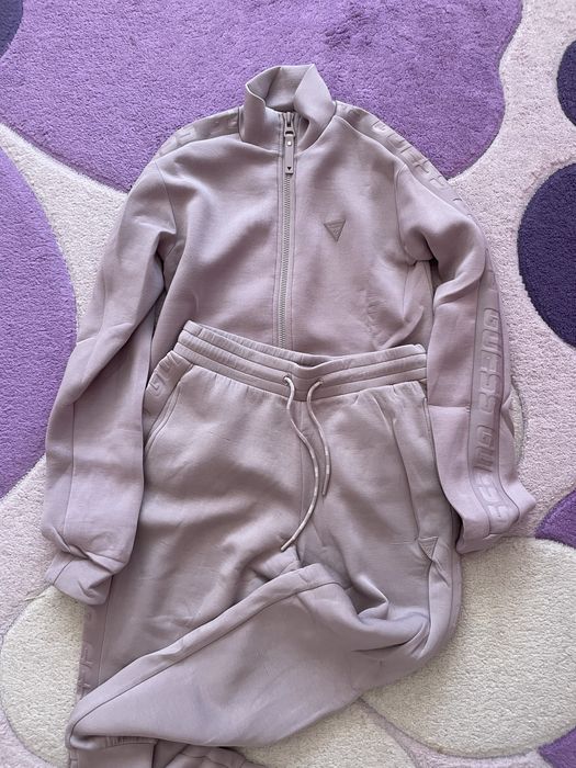 Комлект на Guess