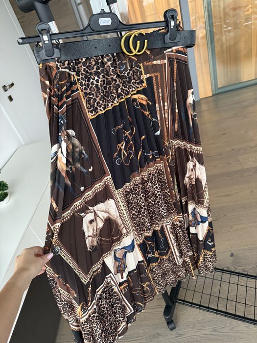 Рокля, жилетка, пола, комплект нови дамски дрехи