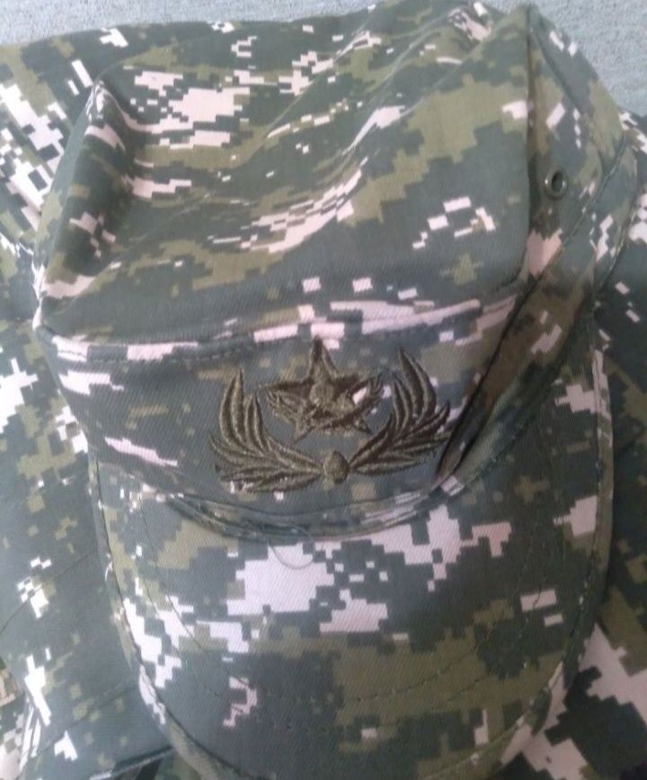 Продам новую военную форму можно на кафедру. Забрать с айнабулак 3