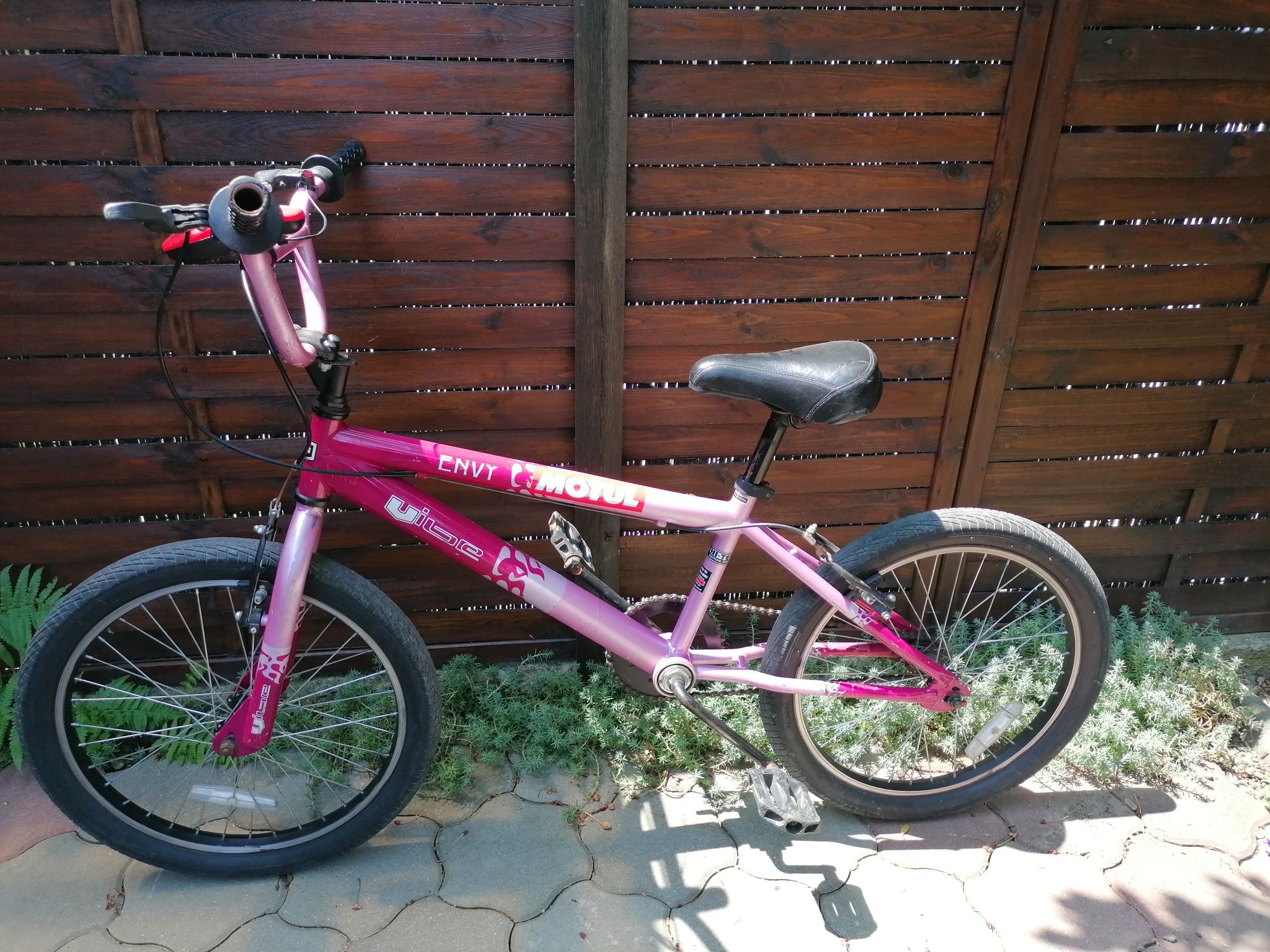 Bicicletă fete roz