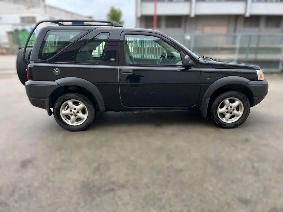 Dezmembrari / Dezmembrez LAND ROVER FREELANDER