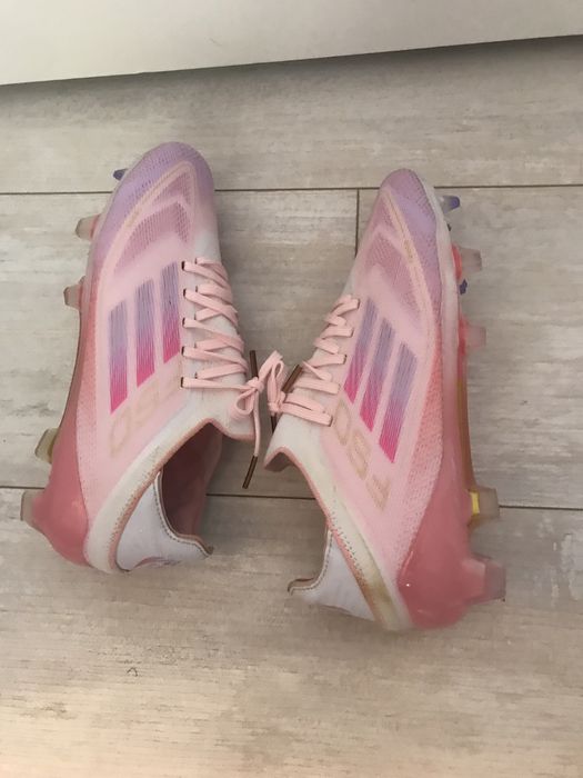 Буцы для девочек , новые , не подошел размер