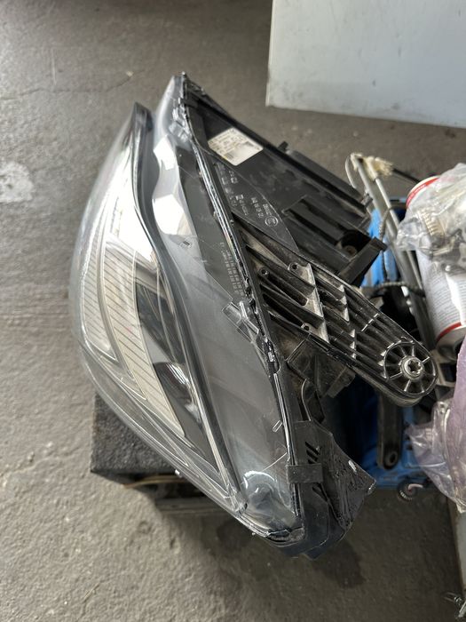 Vand/schimb far stanga mercedes cls w218 / led intelligent / 3 module