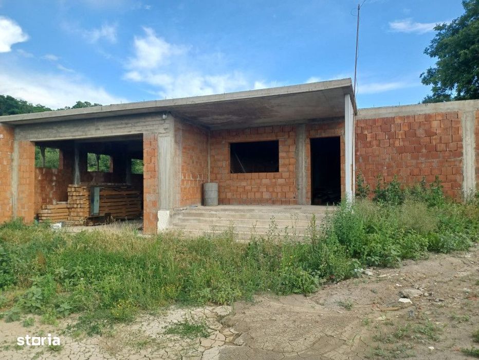 Oportunitate! Casa de vanzare 176 MP,  Sat Gadalin plus teren 2300 MP