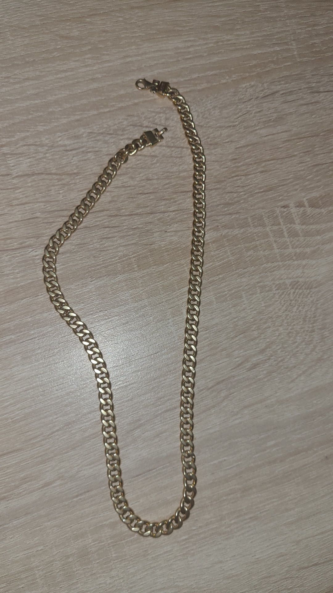 Lant aur Cuban  14 k
