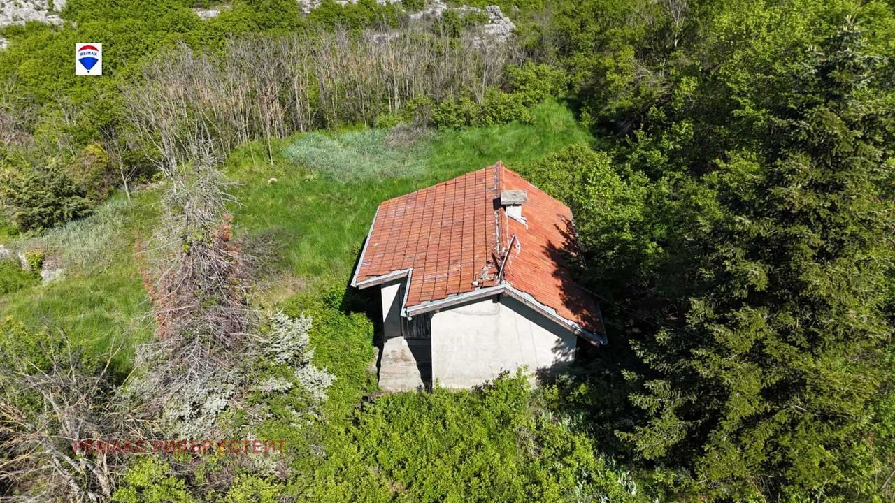 Продава се Парцел в с. Червен, Област Русе - 2299 кв.м за 9 €/кв.м - Снимка #1