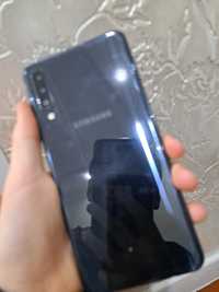 Samsung A7 бу состаяние 64гб
