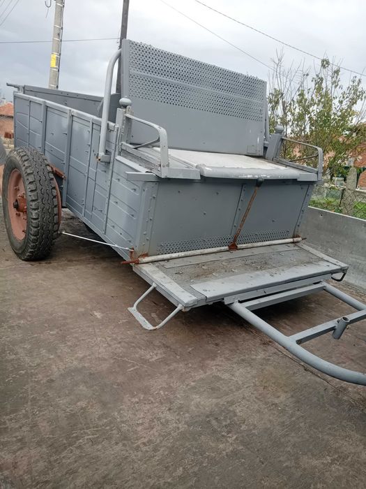 Продавам ремарке