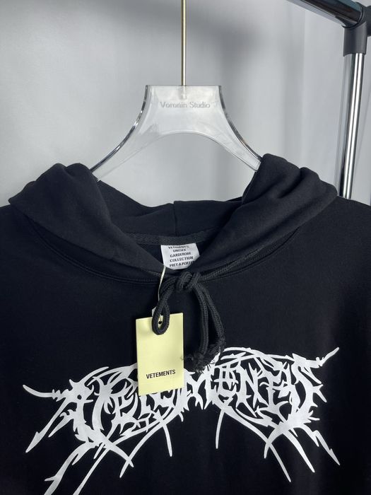 Vetements Black “Punk Love” Hoodie |  Hanorac Vetements
