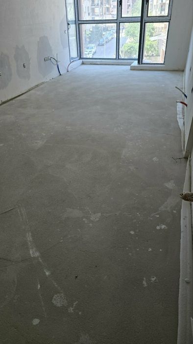 Просторен тристаен апартамент в Гоце Делчев с АКТ 16!