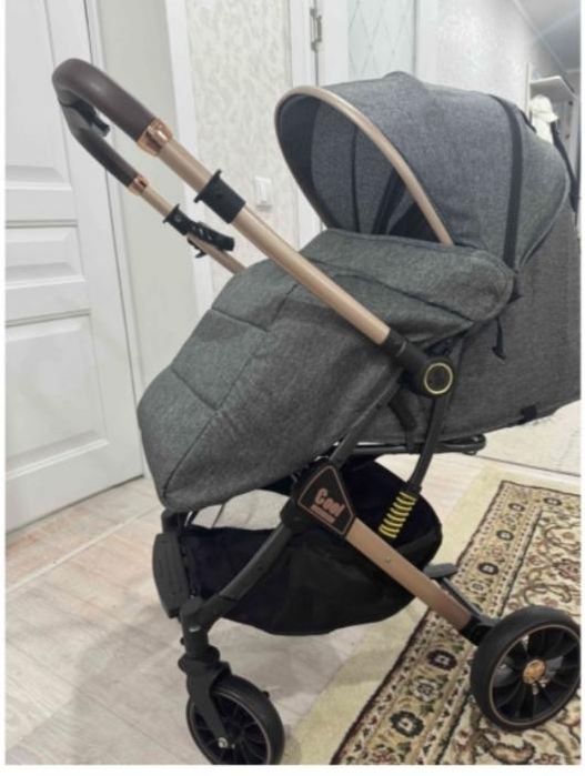 Коляска прогулочная