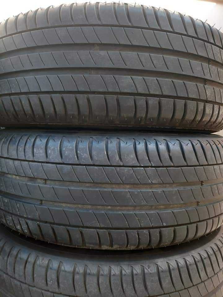 4 Броя 215/60/17 Michelin 2x6,2mm, 2x5,2mm