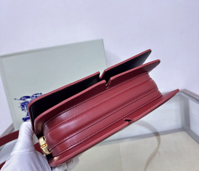 Geanta Burberry