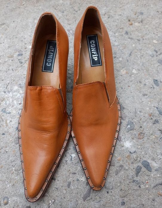 Pantofi din piele CONFIP – mărimea 36