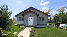 Casa cu 4 camere si garaj cu rampa-teren 500 mp-jud. Constanta