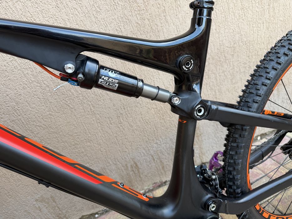 Bicicleta scott genius carbon fullsuspension