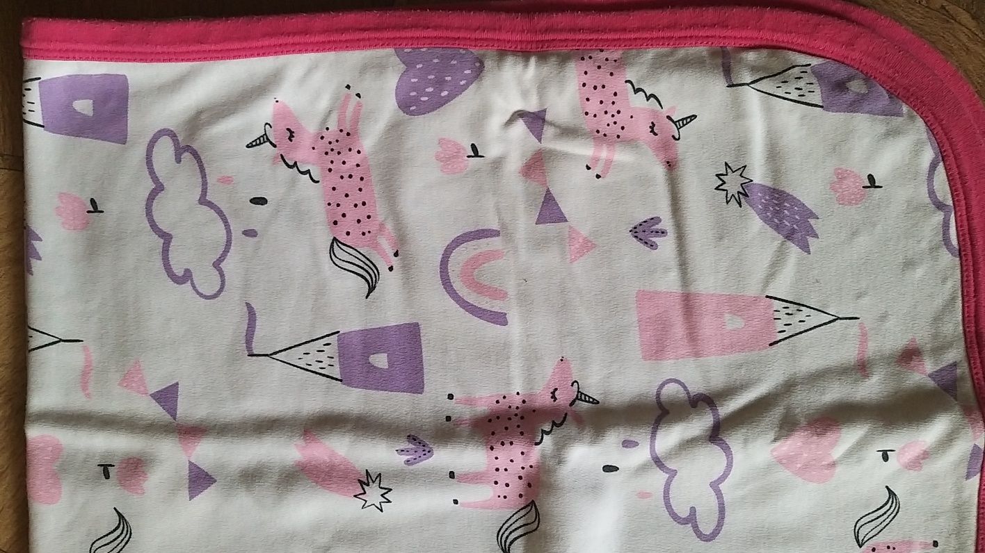 Одеяла, пеленки для малышей