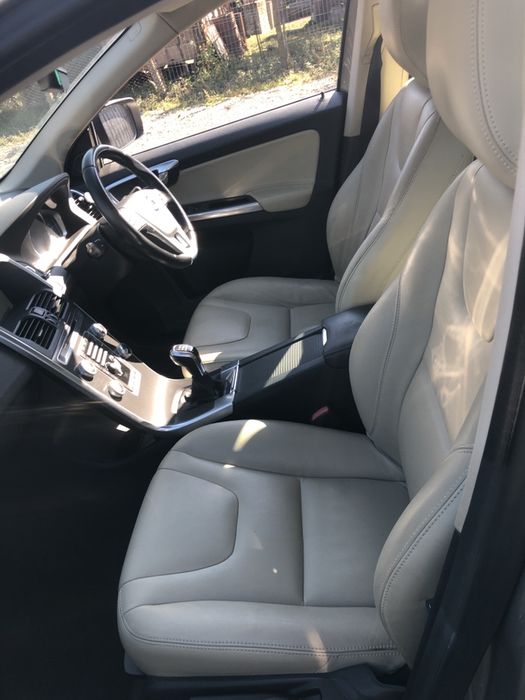 Dezmembrez Volvo xc60 D4 euro 6!!