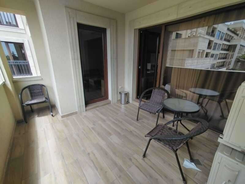 Продава се Двустаен апартамент в Варна, Цветен квартал - 63 кв.м за 2016 €/кв.м - Снимка #2