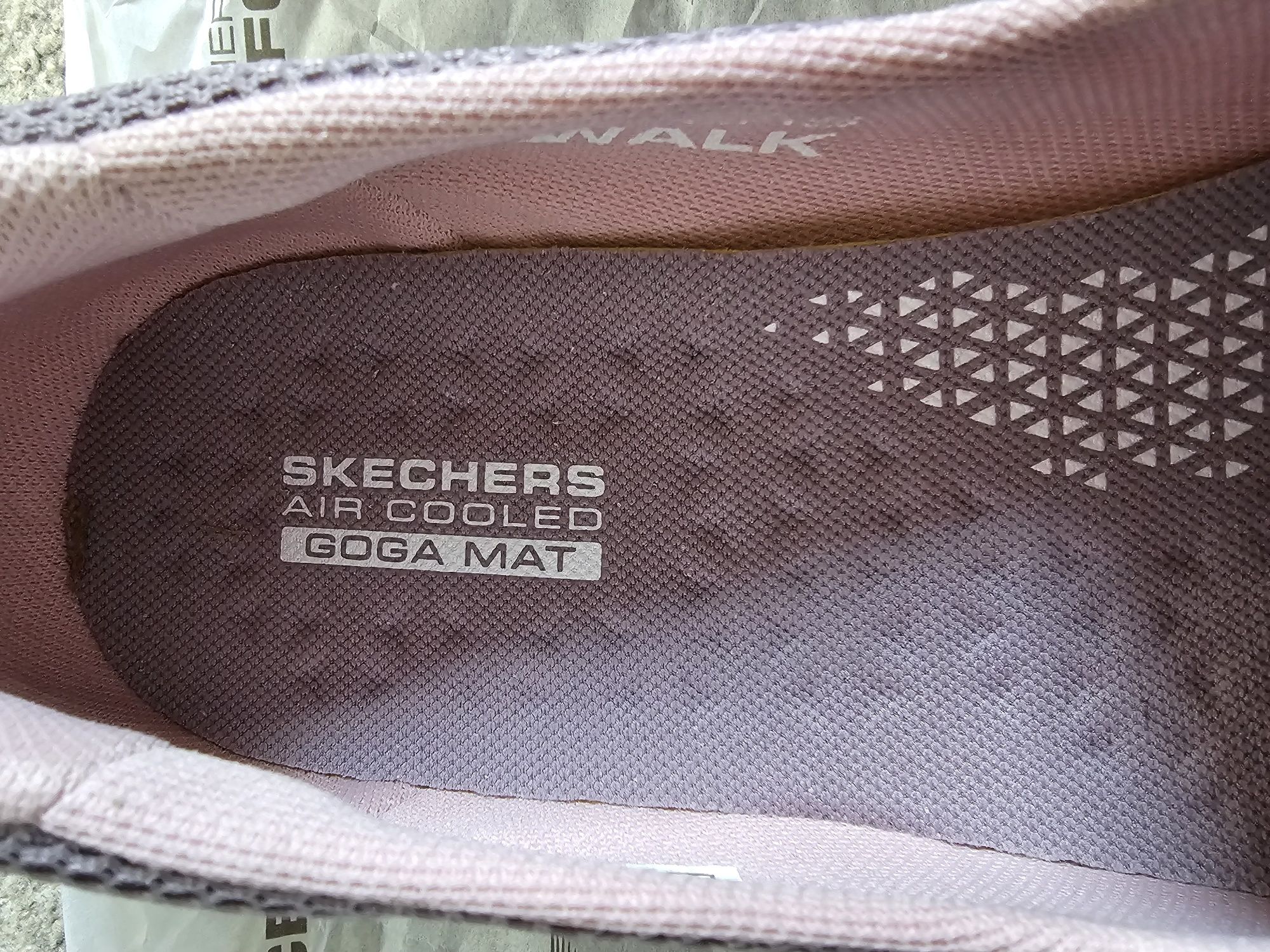 Skechers GO WALK JOY