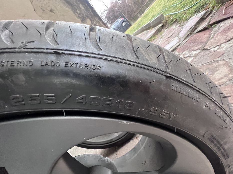 Гуми GoodYear 255/40/18 run flat