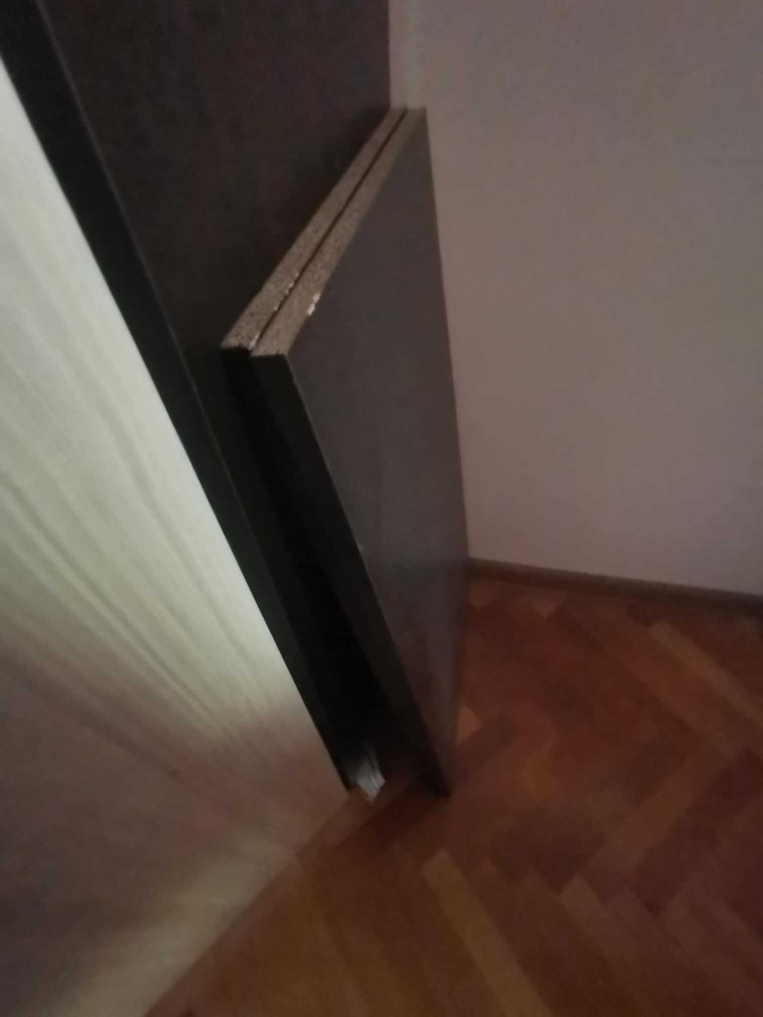 употребявана холна секция с гардероб