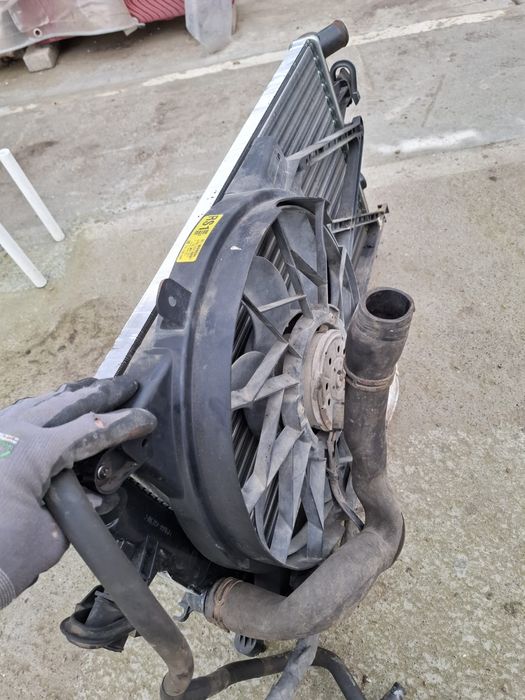 Vand piese opel asta g caravan 1.6 benzina