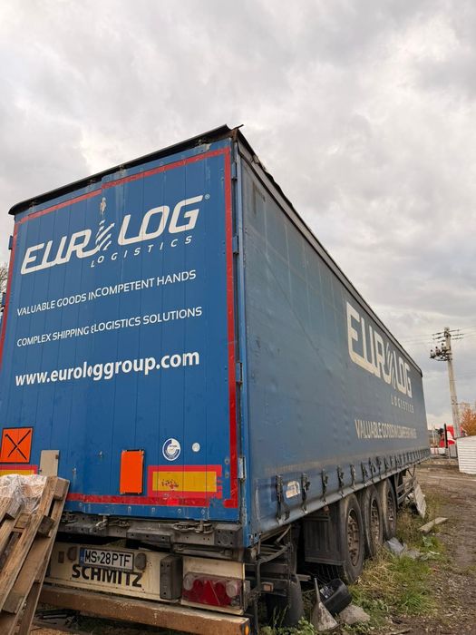 Semiremorci Kögel si Schmitz