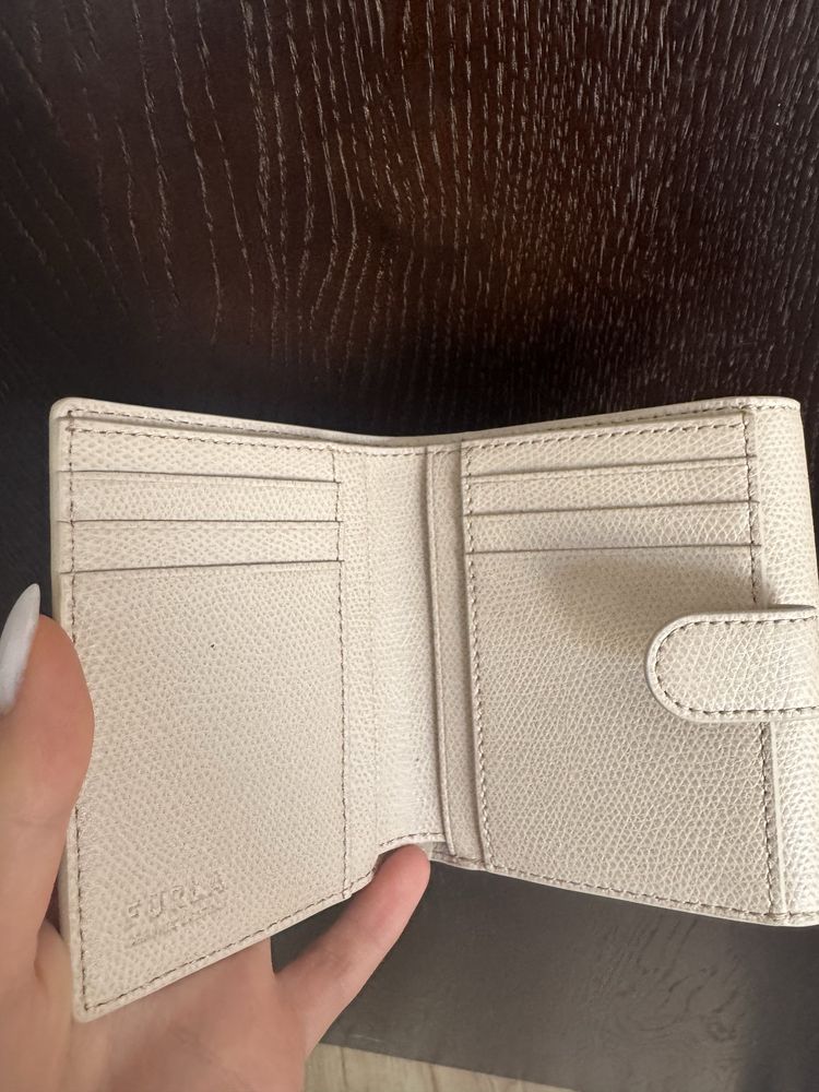 Портмоне на Furla