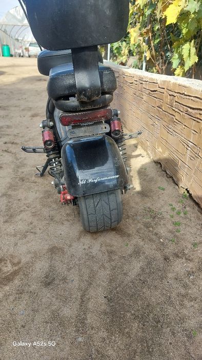 Vând mini trotineta electrica copii