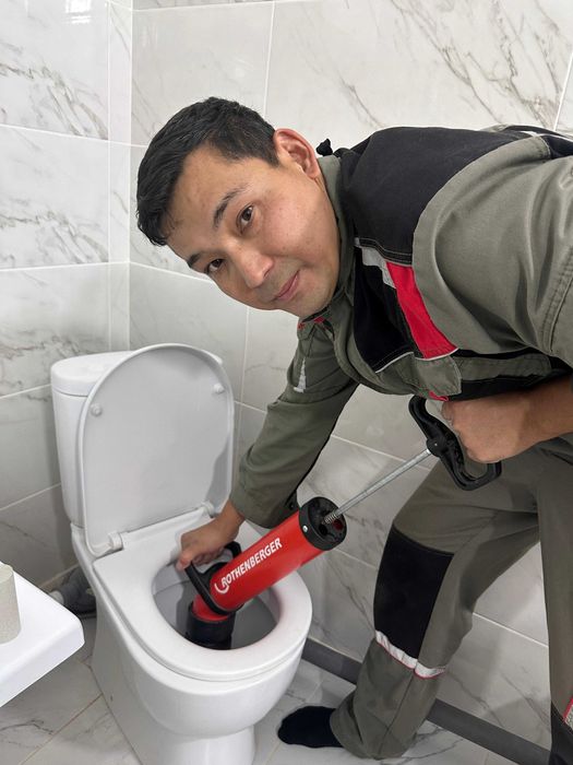 Сантехник прочистка канализаций, устранение засоров, камера,Не дорого.