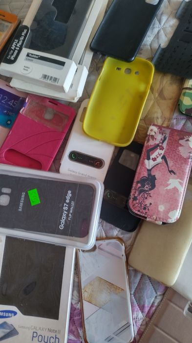 Кейсове за телефони