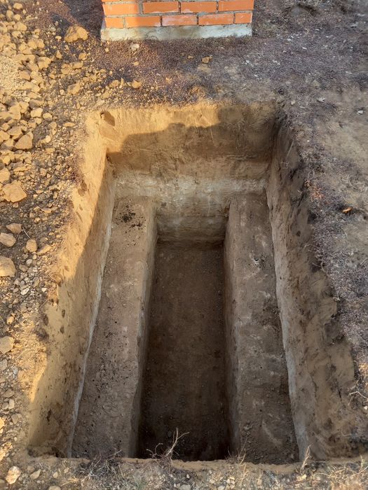 Копаем могилы, мола қазамыз ,қабір