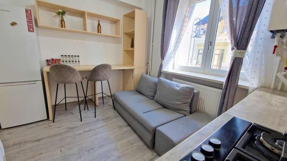 Garsonieră de închiriat chiar în inima Târgului de Crăciun Craiova!